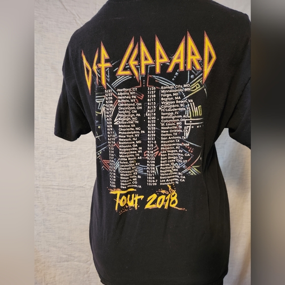 Def Leppard 2018 tour shirt - Picture 2 of 5